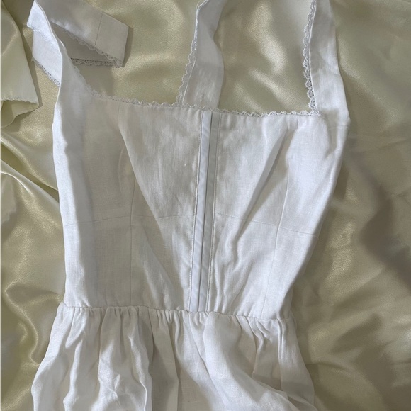 Reformation Tagliatelle Linen Dress in White *NEW* - Picture 5 of 7